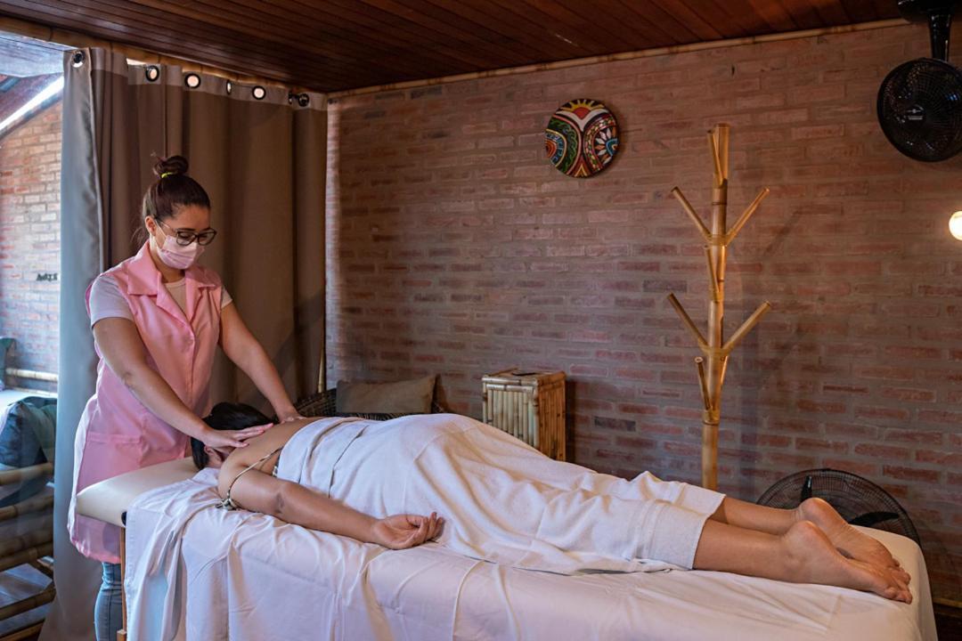 ברוטס Hotel Natural - Spa & Lazer מראה חיצוני תמונה
